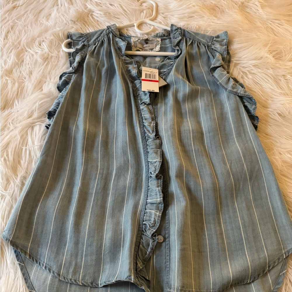 Cupio Light Blue Ruffled Top